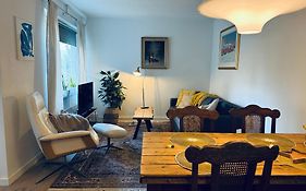 Lovely Apartment, Vuorimiehenkatu 31